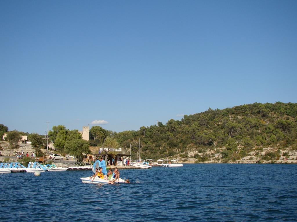 Camping La Grangeonne Esparron-de-Verdon Εξωτερικό φωτογραφία